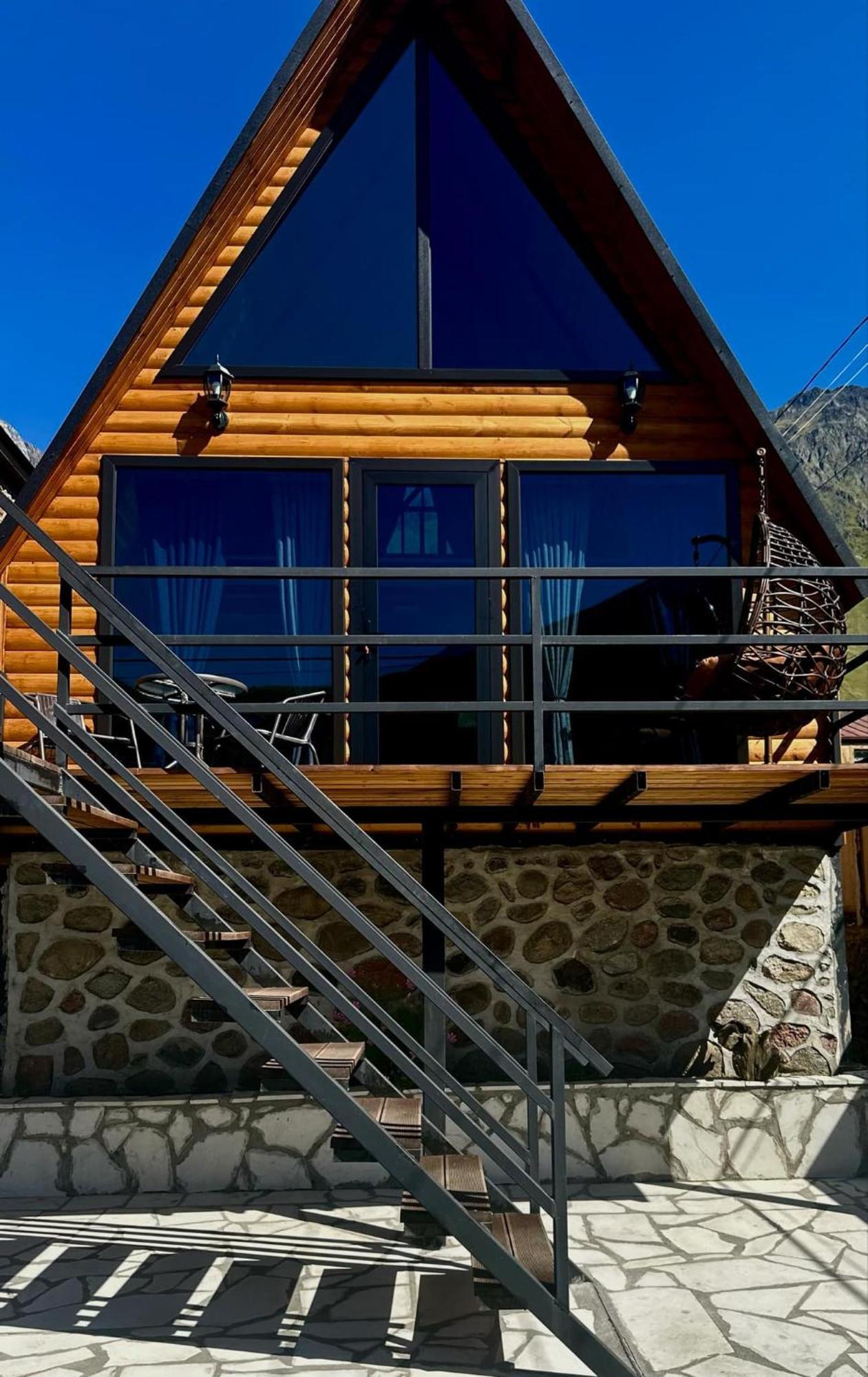 Edelweiss Cottage Kazbegi Экстерьер фото