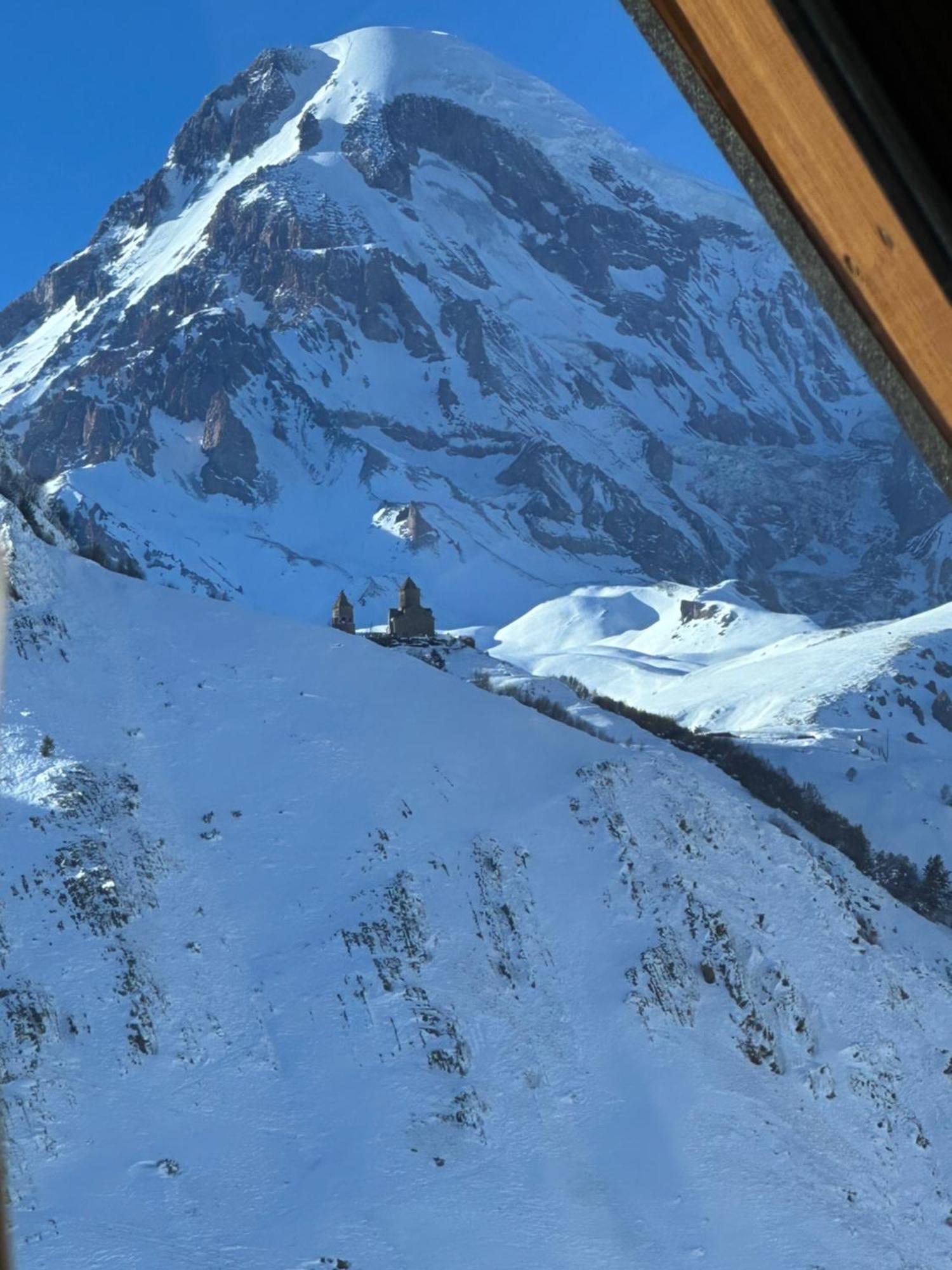 Edelweiss Cottage Kazbegi Экстерьер фото